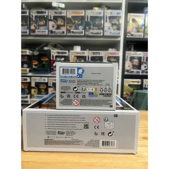 2 Ozzy Osbourne Funko Pops EXCLUSIVE Purple Fringe #332 & Diary Madman Album #12 - Picture 6 of 6